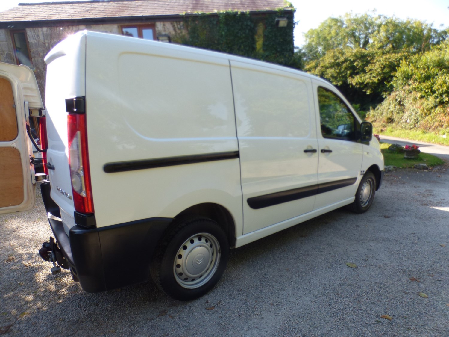 Citroen Dispatch Listing Image