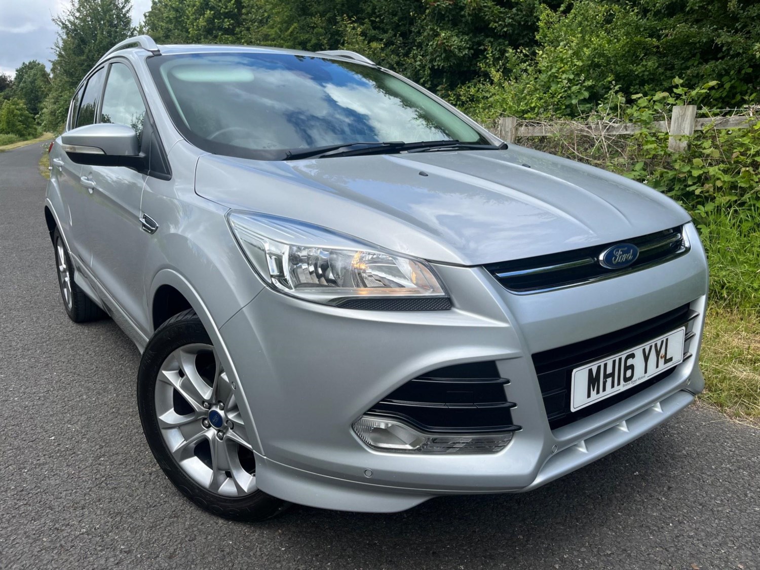 Ford Kuga Listing Image