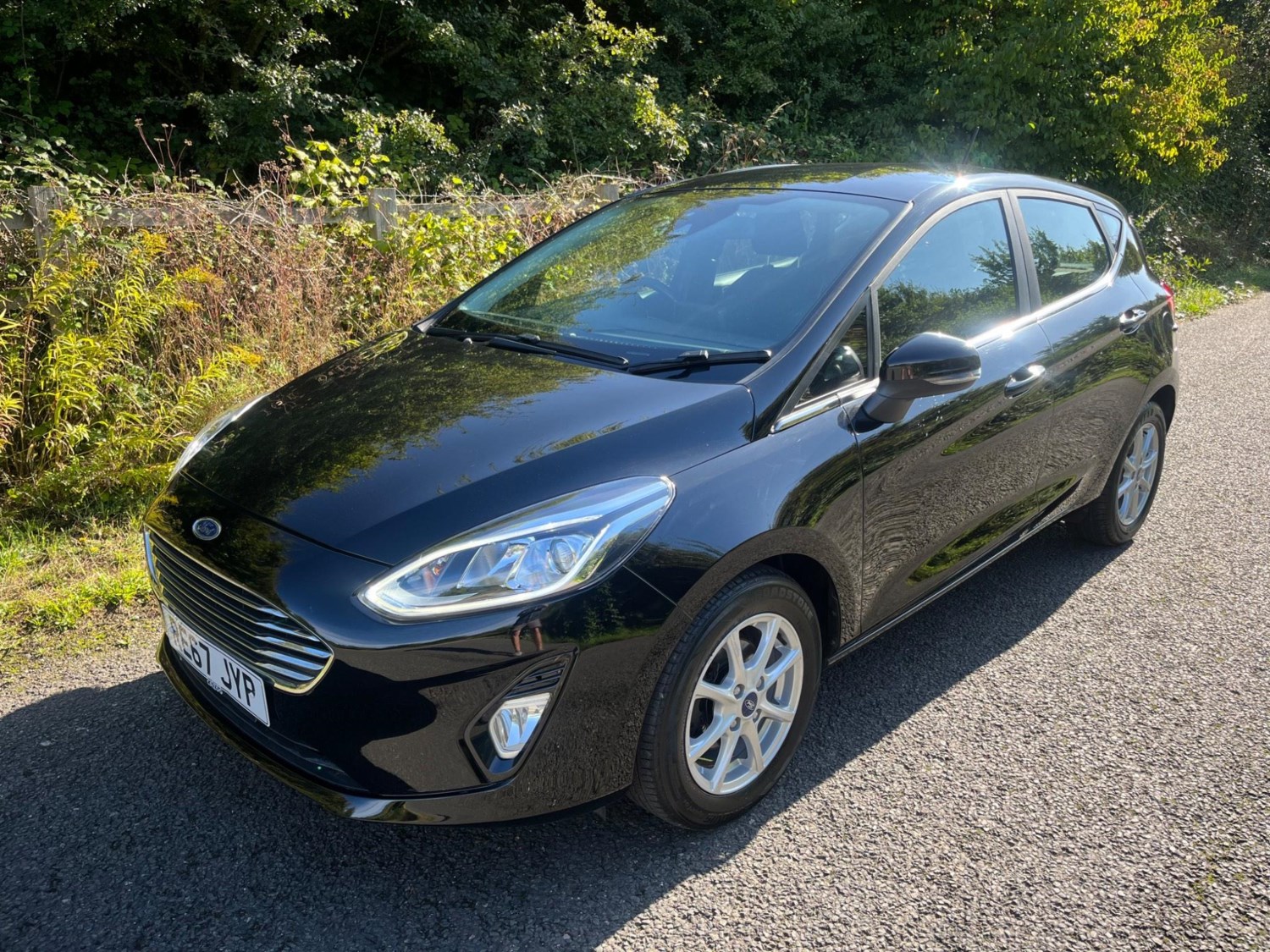 Ford Fiesta Listing Image