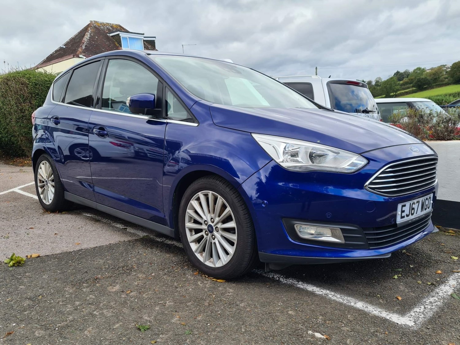 Ford C-Max Listing Image