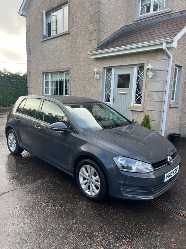 Volkswagen Golf Listing Image