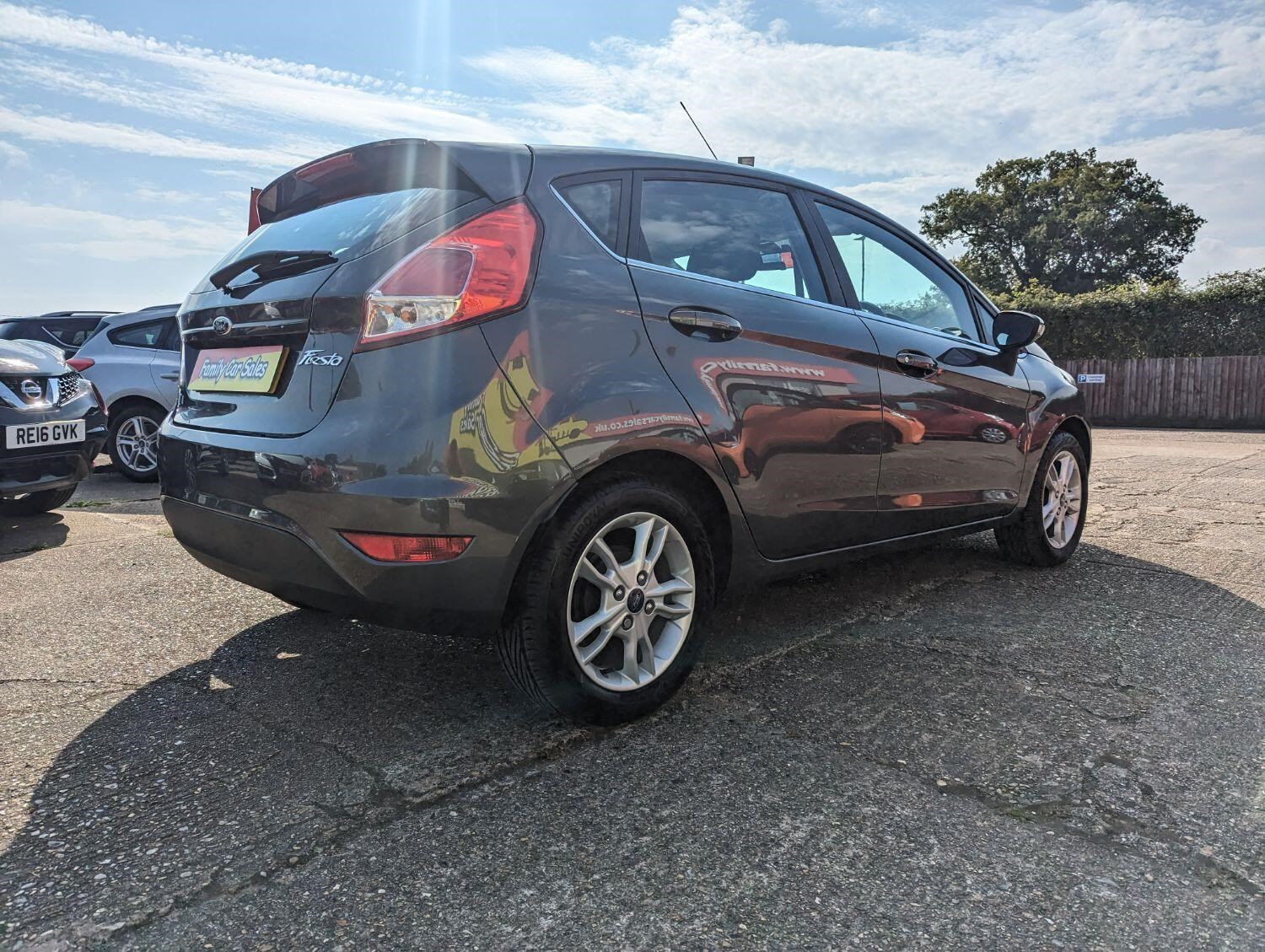 Ford Fiesta Listing Image