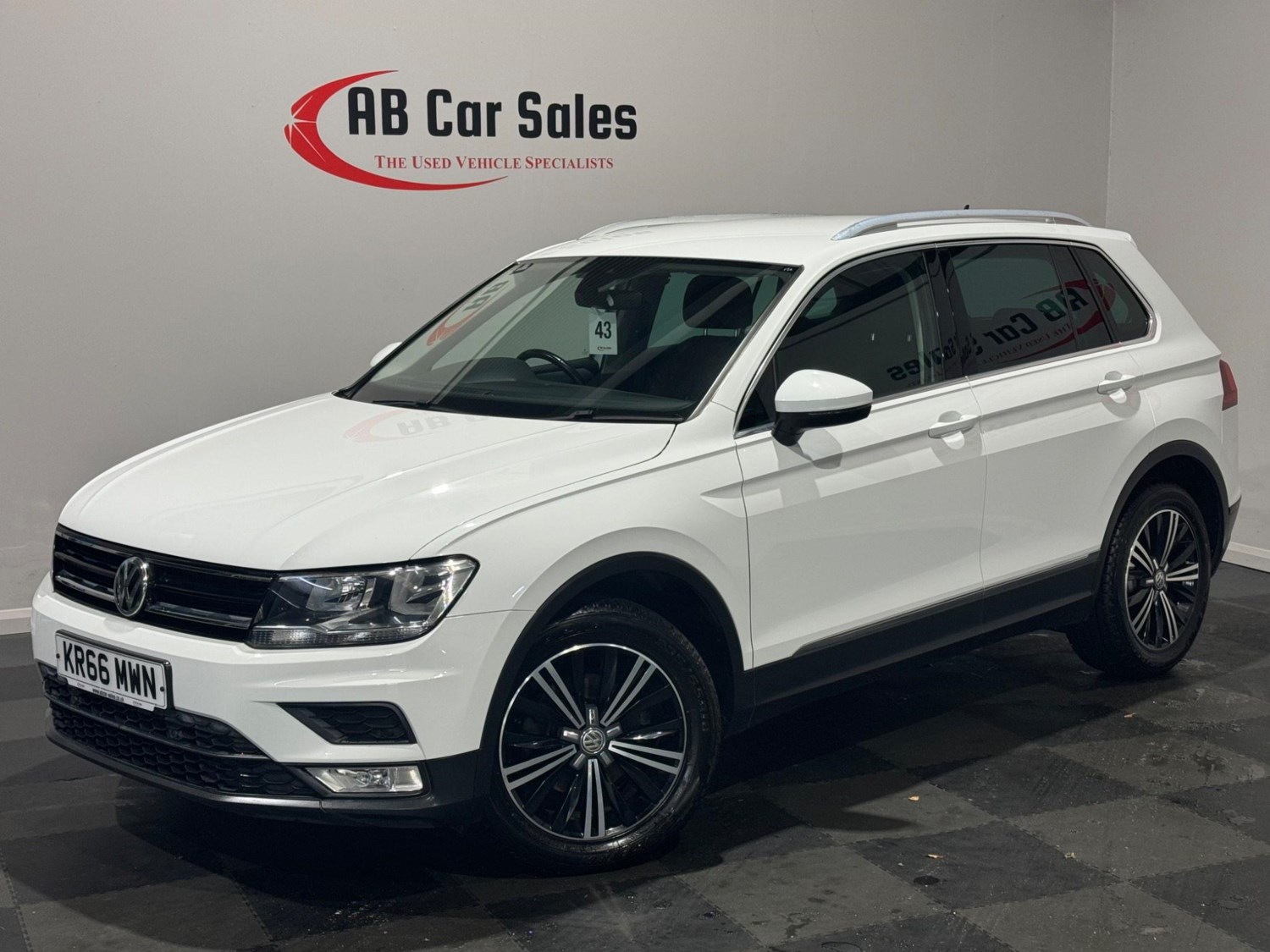 Volkswagen Tiguan Listing Image