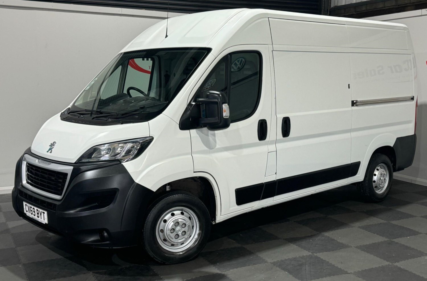 Peugeot Boxer Listing Image