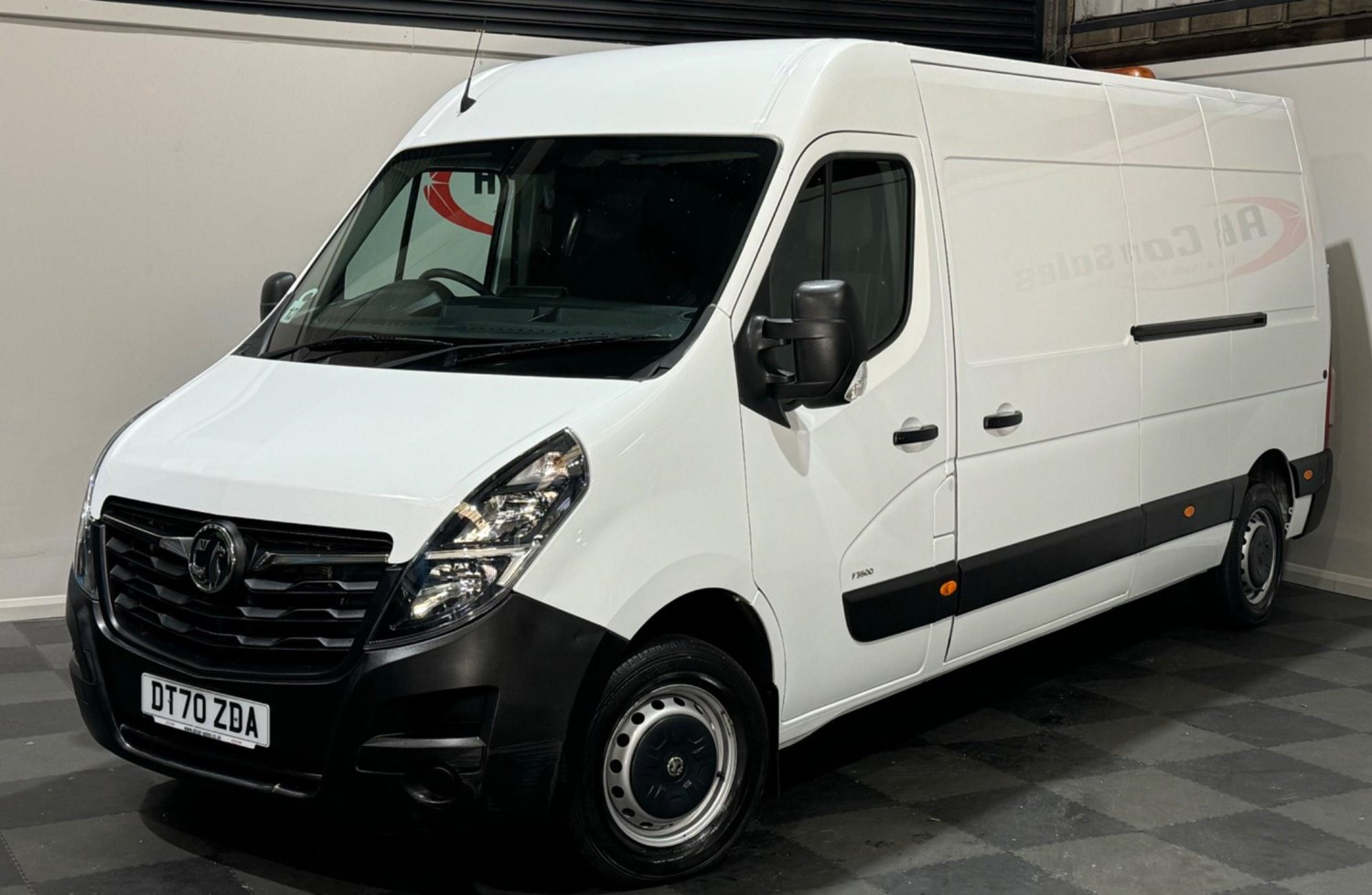 Vauxhall Movano Listing Image