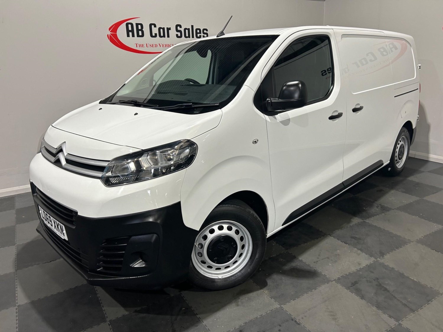 Citroen Dispatch Listing Image