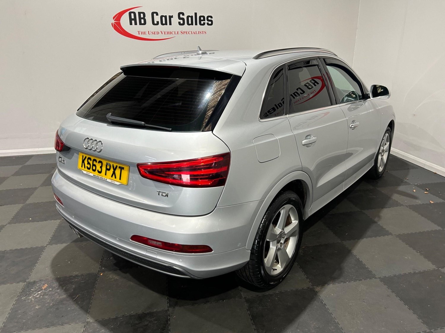 Audi Q3 Listing Image