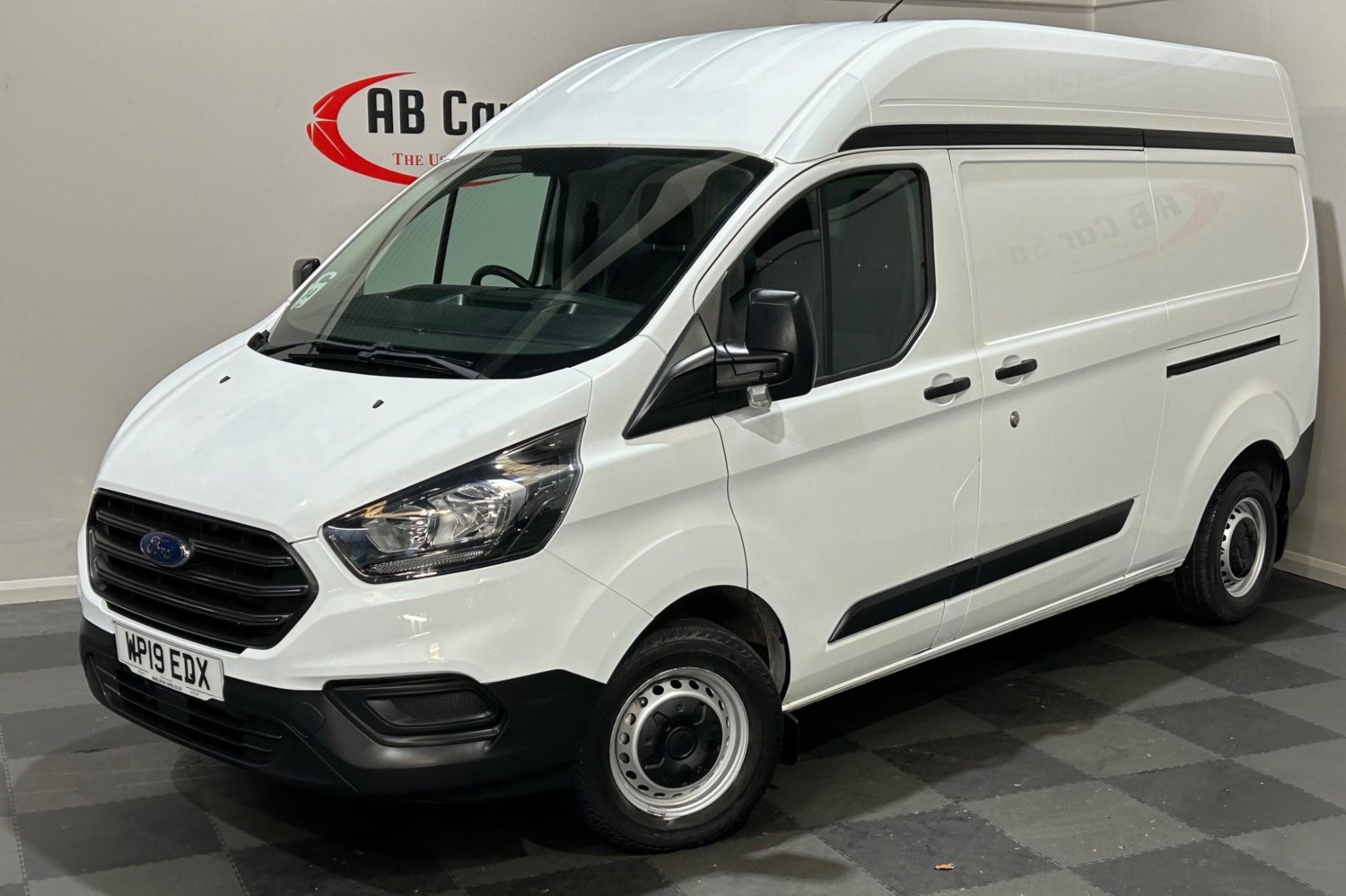 Ford Transit Custom Listing Image