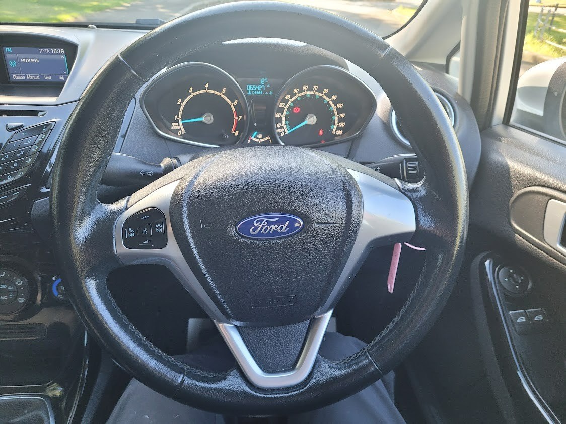 Ford Fiesta Listing Image