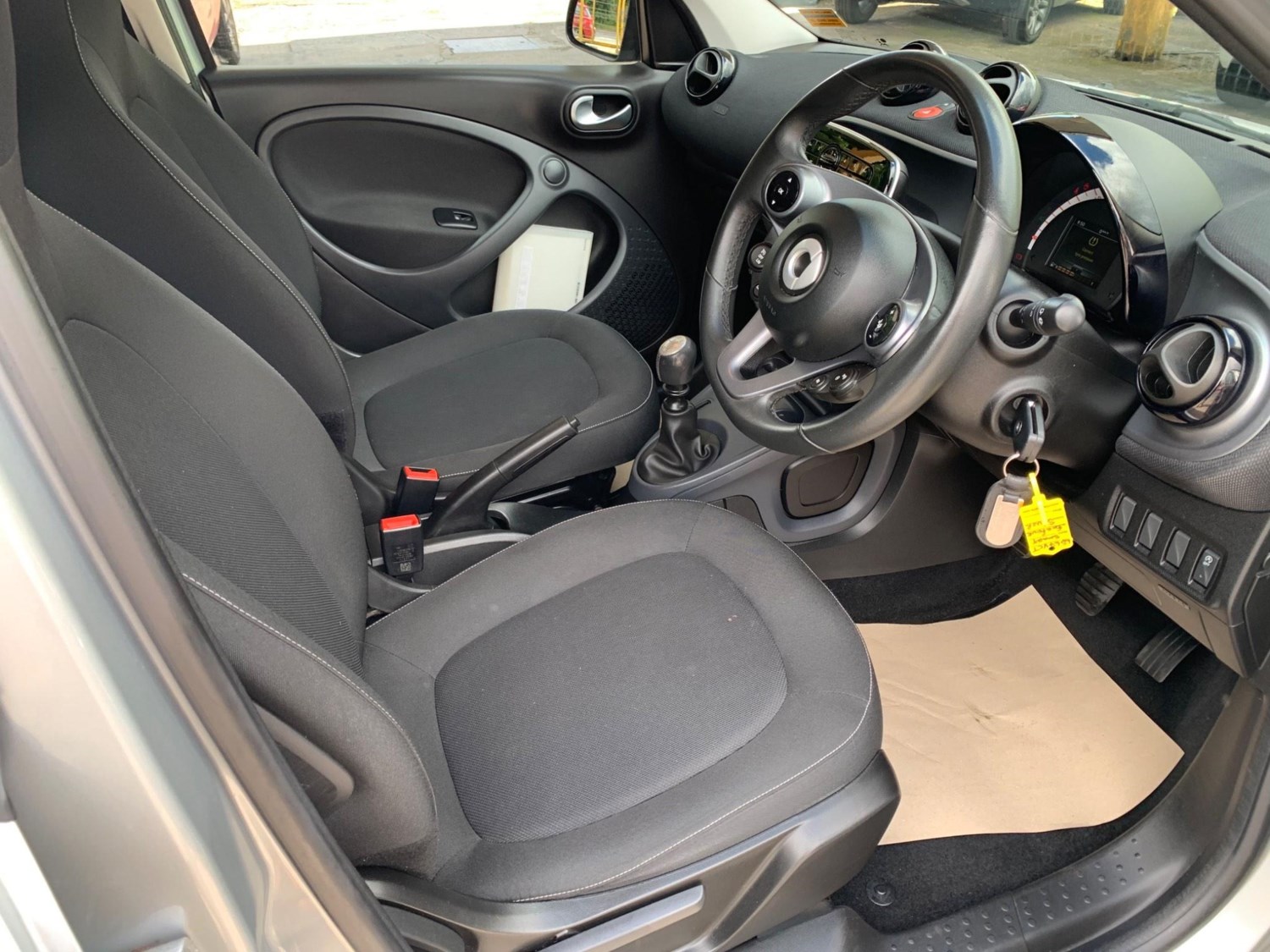 Smart forfour Listing Image