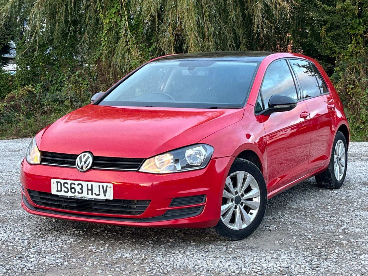 Volkswagen Golf Listing Image