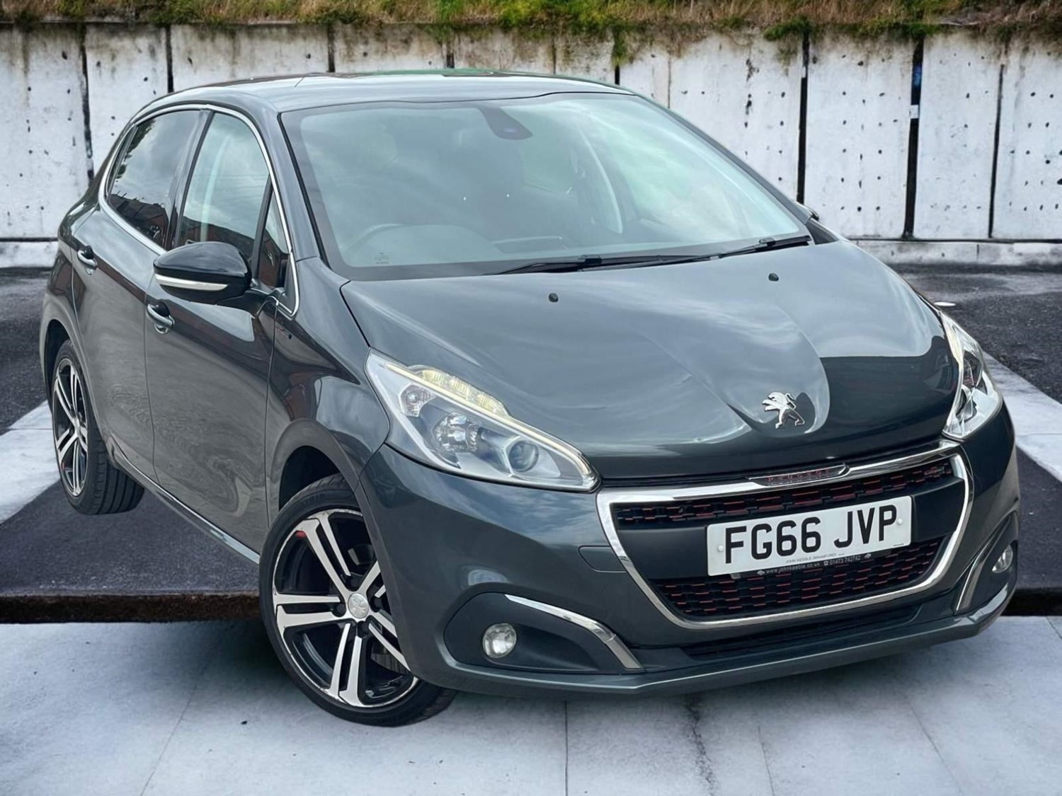 Peugeot 208 Listing Image