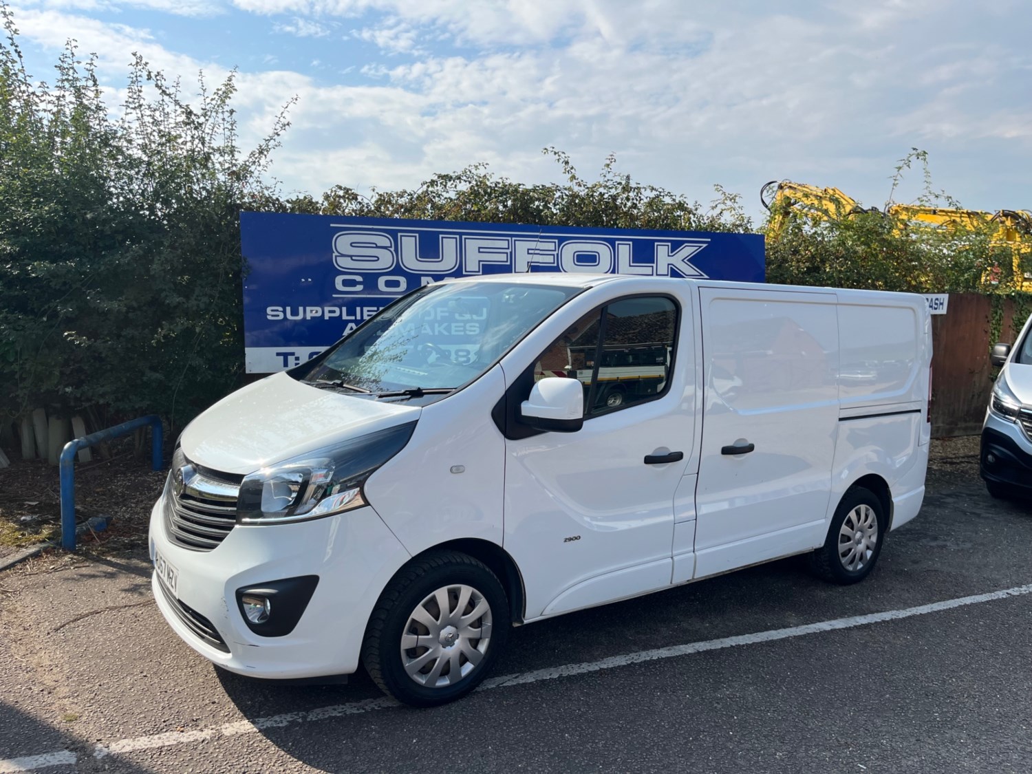 Vauxhall Vivaro Listing Image