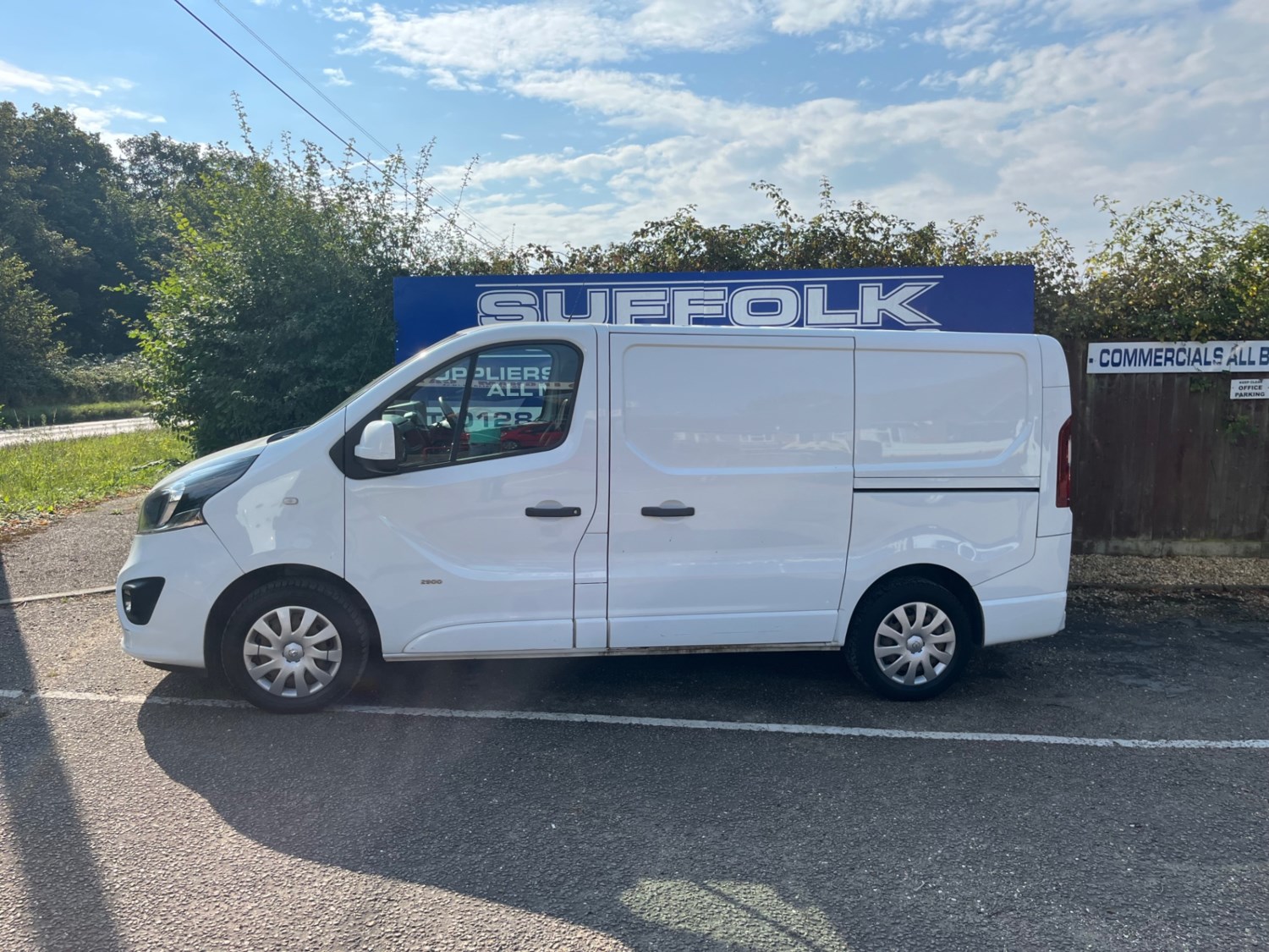 Vauxhall Vivaro Listing Image