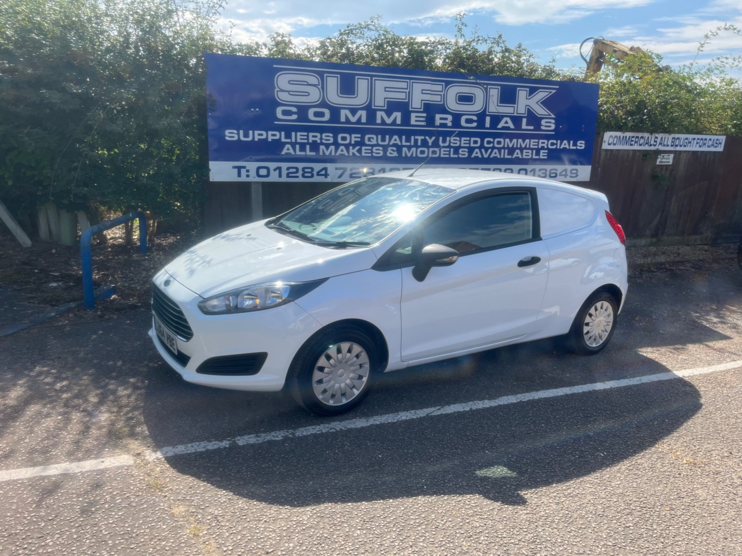 Ford Fiesta Listing Image