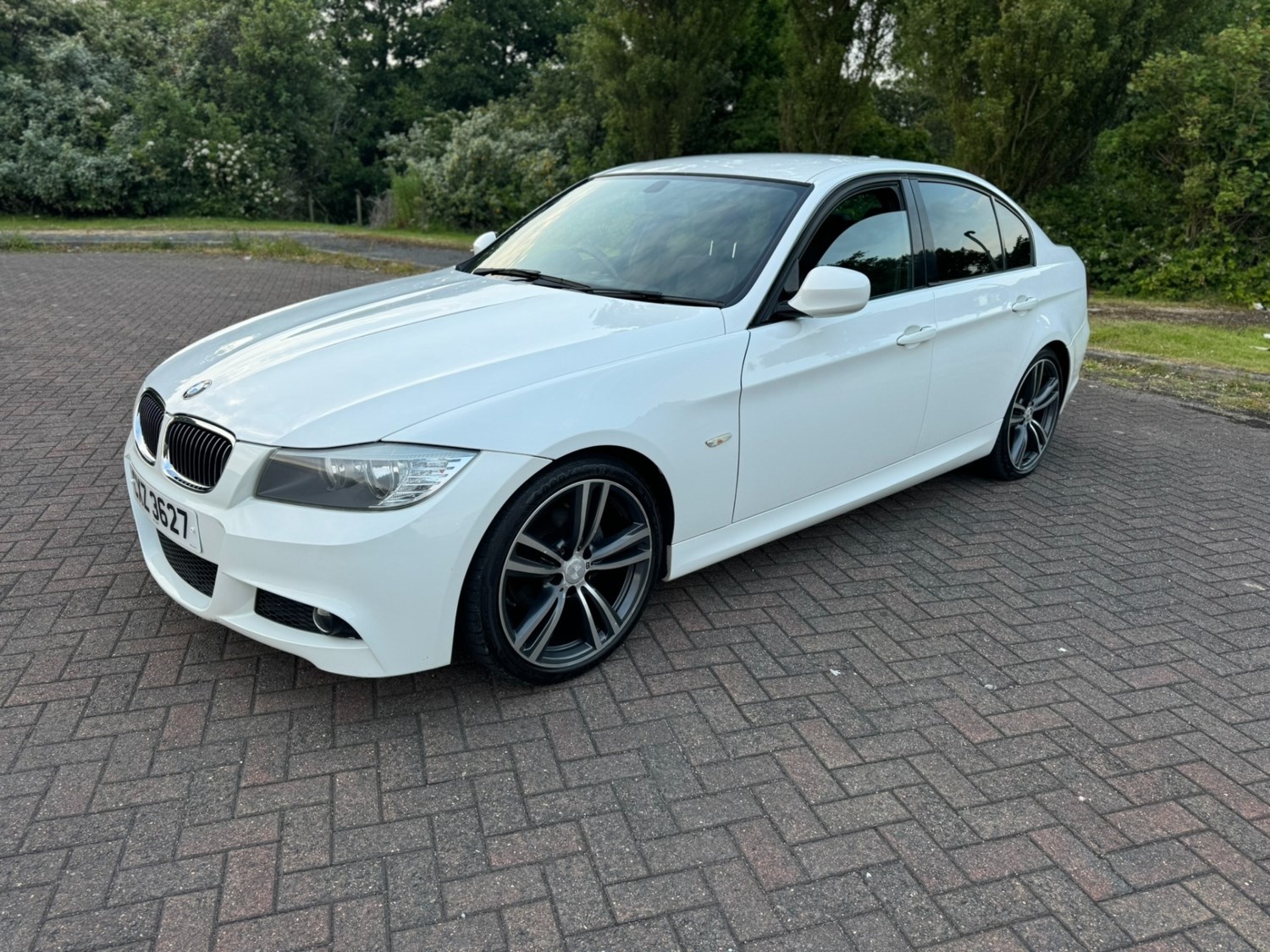 BMW 3 Series Listing Image