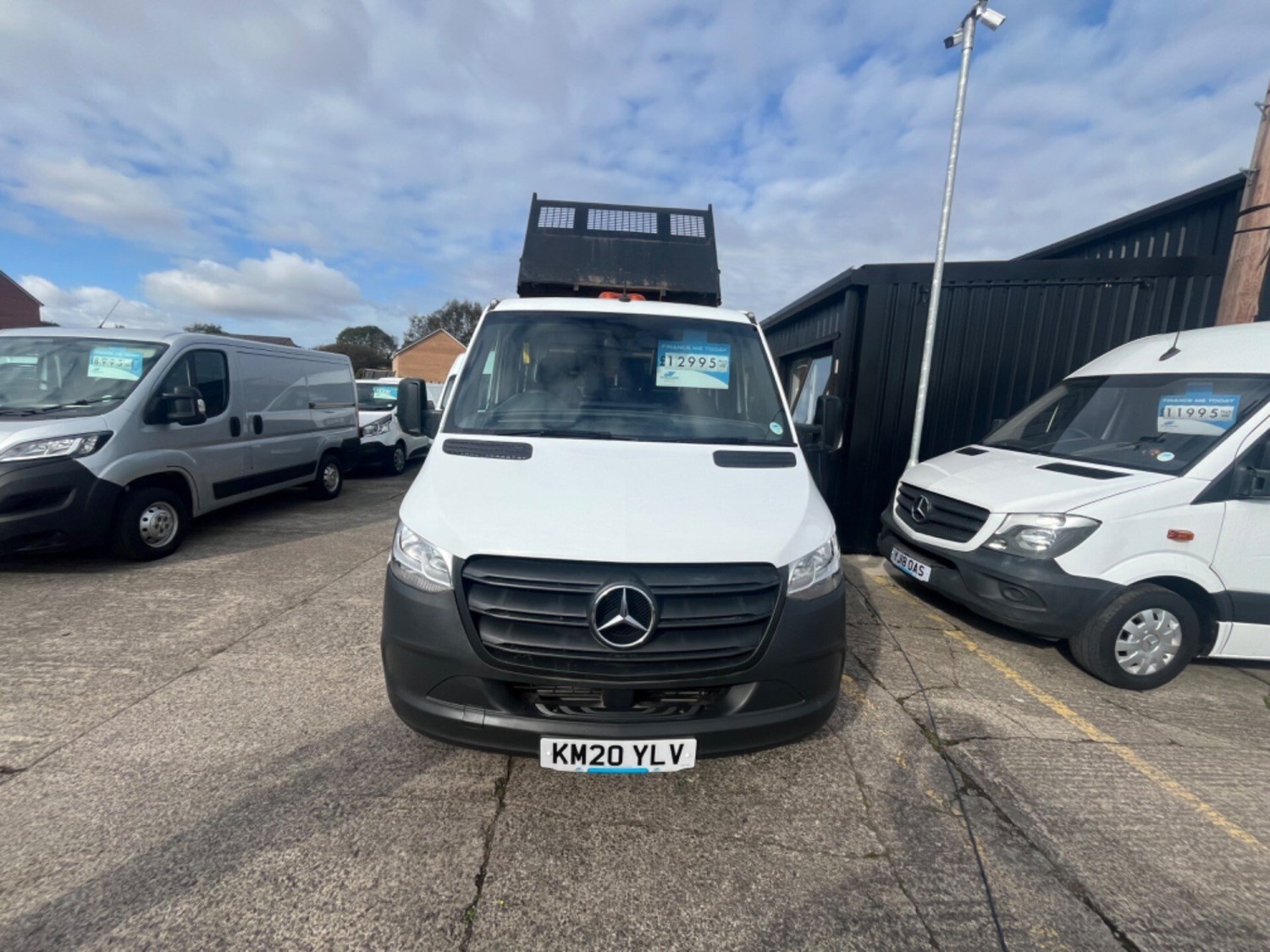 Mercedes-Benz Sprinter Listing Image