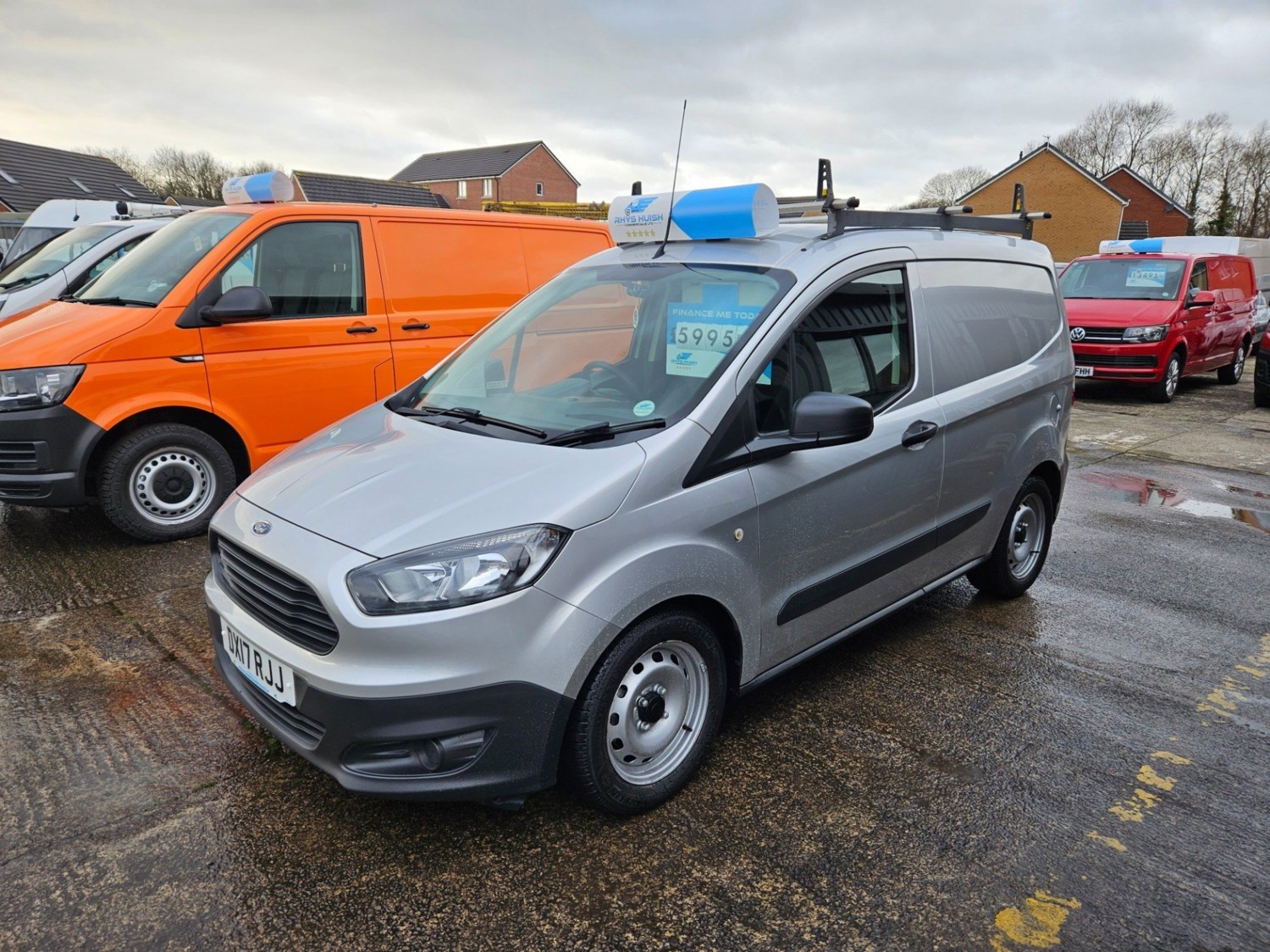 Ford Transit Courier Listing Image