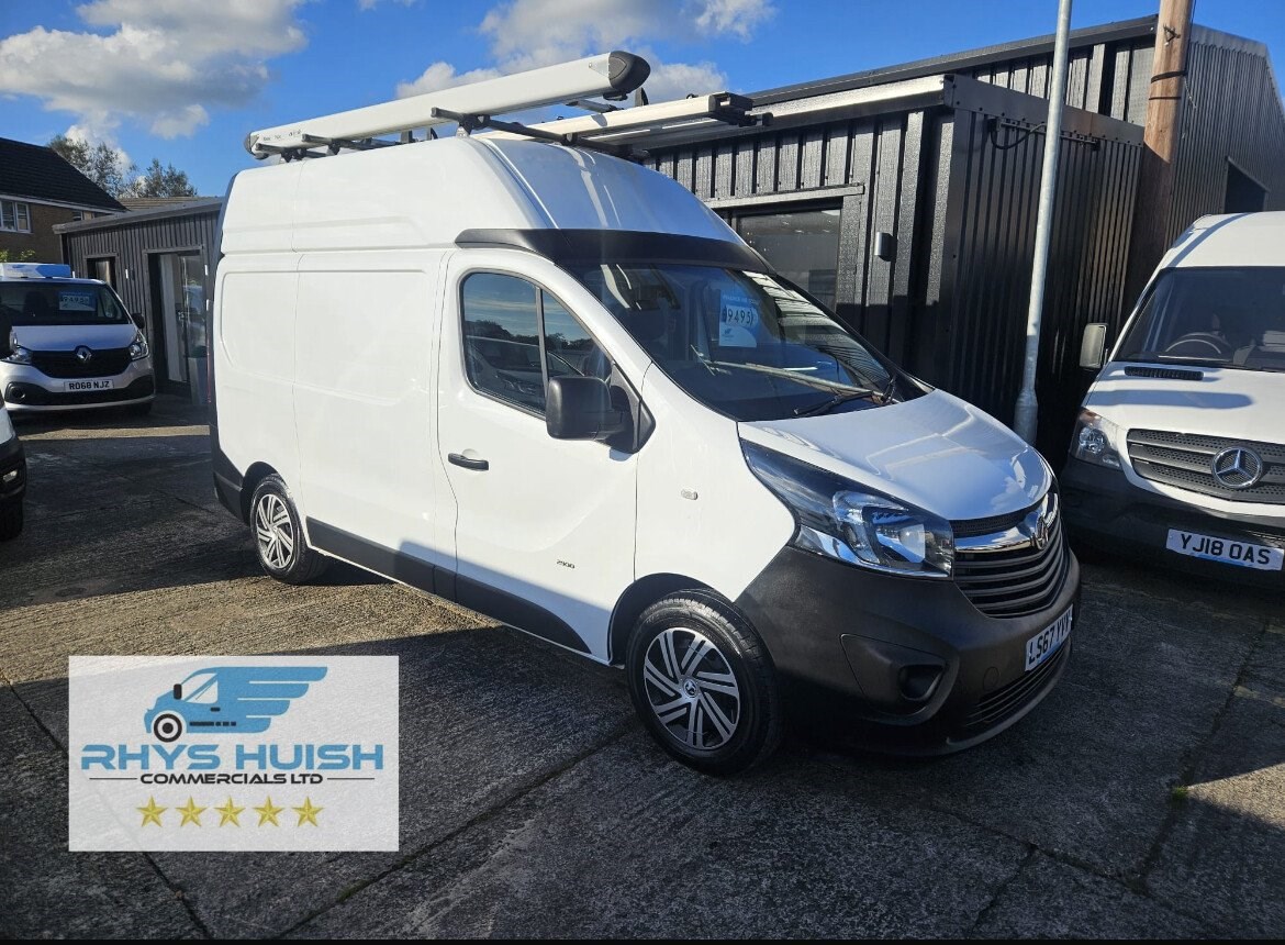 Vauxhall Vivaro Listing Image