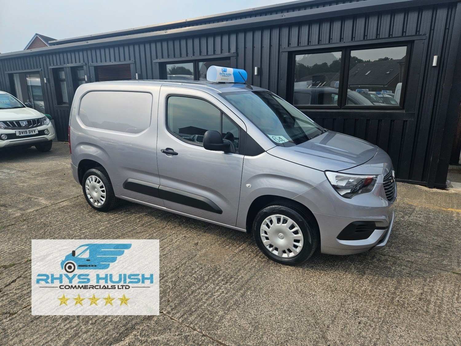 Vauxhall Combo Listing Image