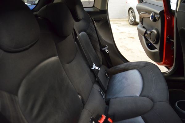2015 (65) MINI HATCHBACK 1.5 Cooper 5dr Auto For Sale In Minehead, Somerset