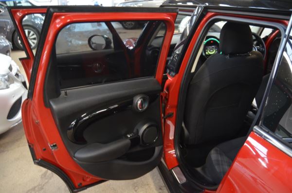 2015 (65) MINI HATCHBACK 1.5 Cooper 5dr Auto For Sale In Minehead, Somerset