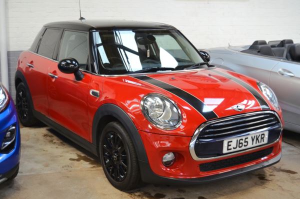 2015 (65) MINI HATCHBACK 1.5 Cooper 5dr Auto For Sale In Minehead, Somerset