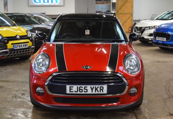 2015 (65) MINI HATCHBACK 1.5 Cooper 5dr Auto For Sale In Minehead, Somerset