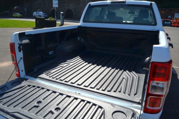 2025 (17) Ford Ranger Pick Up Double Cab XL 2.2 TDCi 150 4WD For Sale In Minehead, Somerset