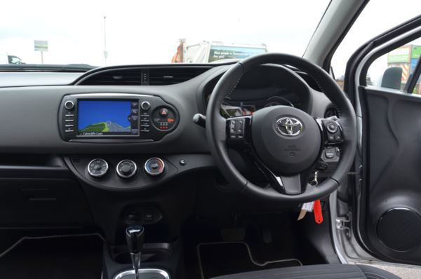 2018 (18) Toyota Yaris 1.5 VVT-i Icon Tech 5dr CVT For Sale In Minehead, Somerset