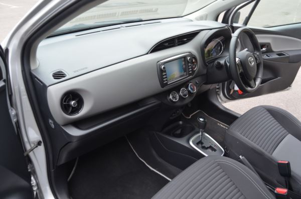2018 (18) Toyota Yaris 1.5 VVT-i Icon Tech 5dr CVT For Sale In Minehead, Somerset