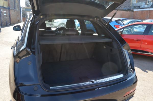 2013 (63) Audi Q3 2.0 TDI S Line 5dr For Sale In Minehead, Somerset