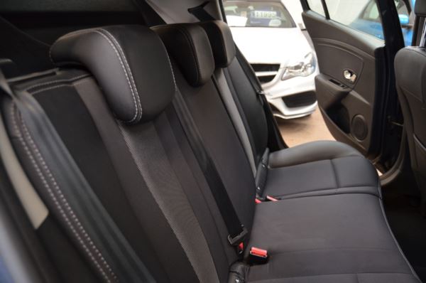 2015 (15) Renault Megane 1.5 dCi Dynamique TomTom Energy 5dr For Sale In Minehead, Somerset
