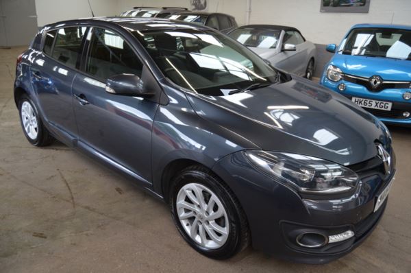 2015 (15) Renault Megane 1.5 dCi Dynamique TomTom Energy 5dr For Sale In Minehead, Somerset