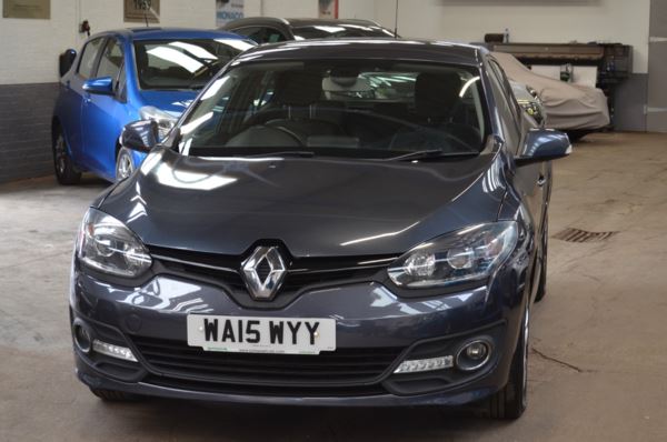 2015 (15) Renault Megane 1.5 dCi Dynamique TomTom Energy 5dr For Sale In Minehead, Somerset