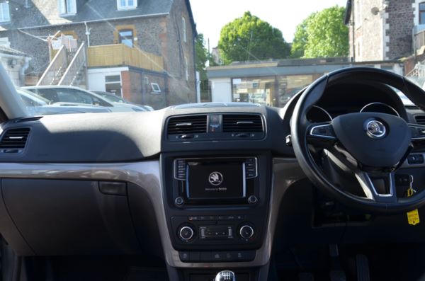 2015 (15) Skoda YETI OUTDOOR 2.0 TDI CR [150] SE L 4x4 5dr For Sale In Minehead, Somerset