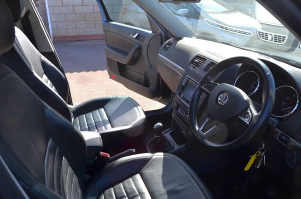 2015 (15) Skoda YETI OUTDOOR 2.0 TDI CR [150] SE L 4x4 5dr For Sale In Minehead, Somerset