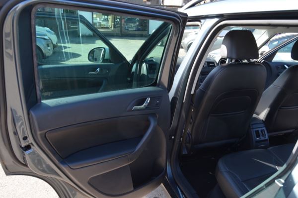 2015 (15) Skoda YETI OUTDOOR 2.0 TDI CR [150] SE L 4x4 5dr For Sale In Minehead, Somerset