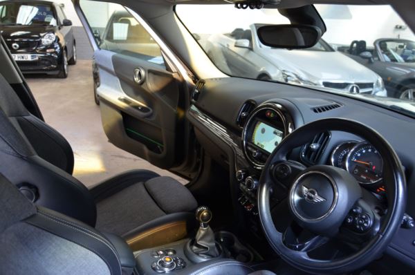 2017 (17) MINI Countryman 1.5 Cooper 5dr For Sale In Minehead, Somerset