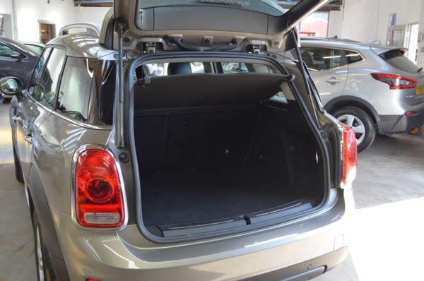 2017 (17) MINI Countryman 1.5 Cooper 5dr For Sale In Minehead, Somerset