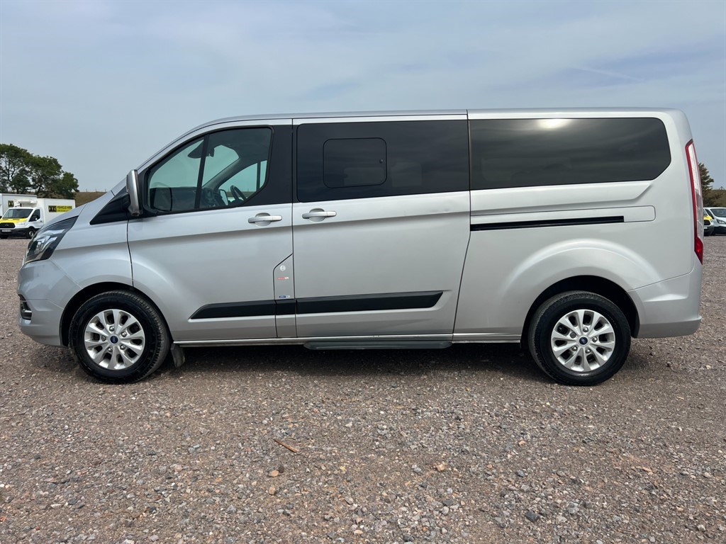 Ford Tourneo Custom Listing Image