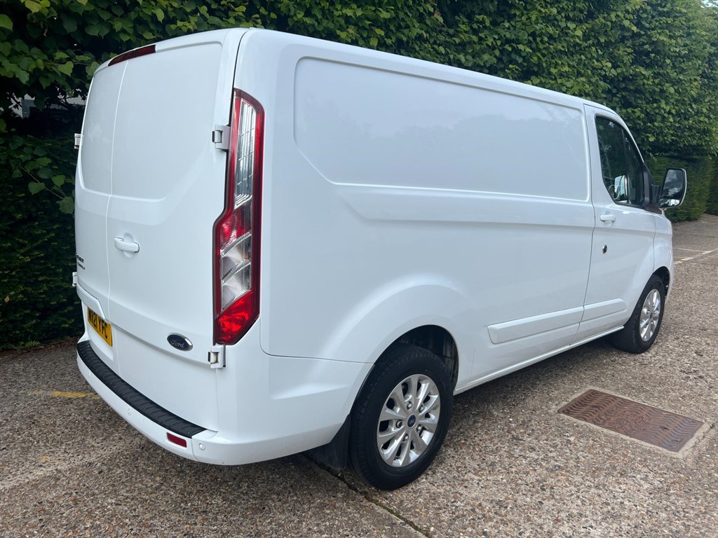 Ford Transit Custom Listing Image