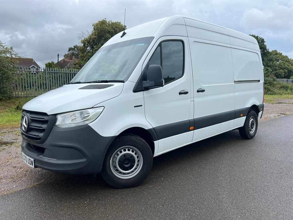 Mercedes-Benz Sprinter Listing Image