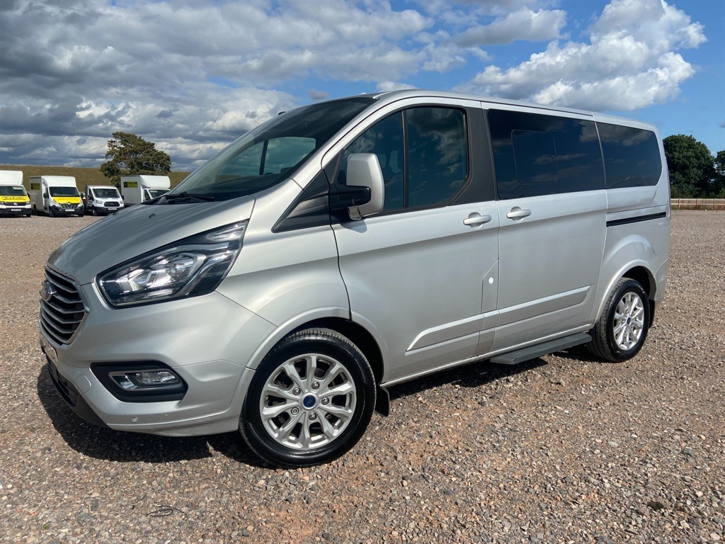 Ford Tourneo Custom Listing Image