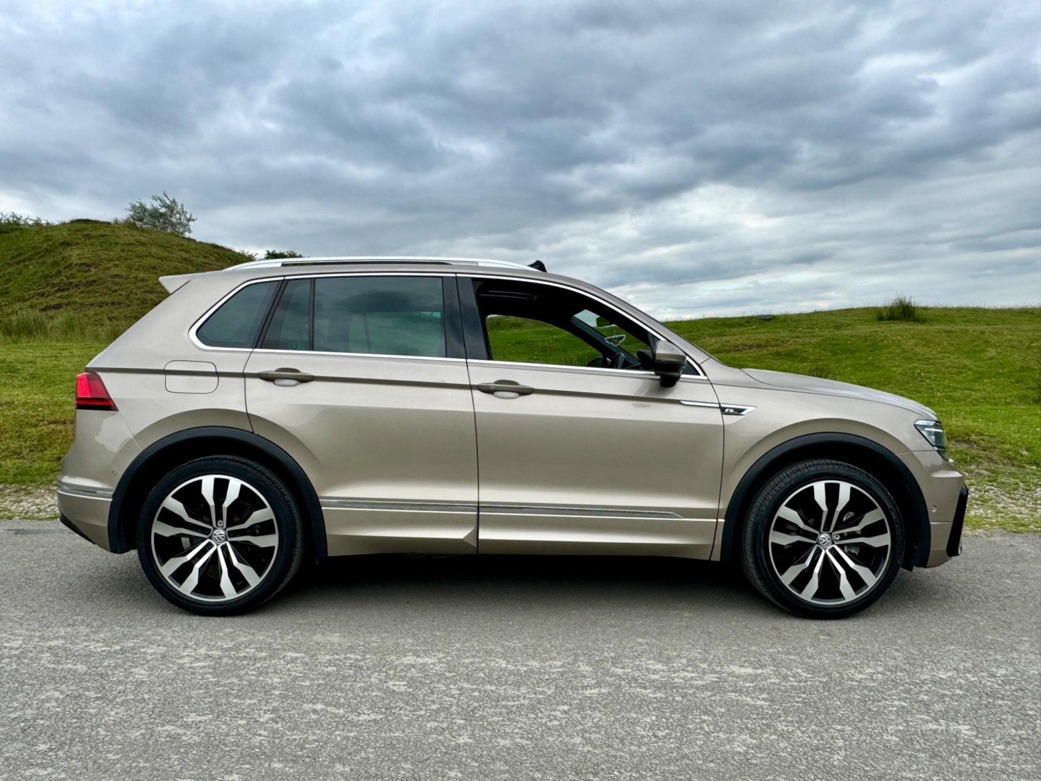 Volkswagen Tiguan Listing Image