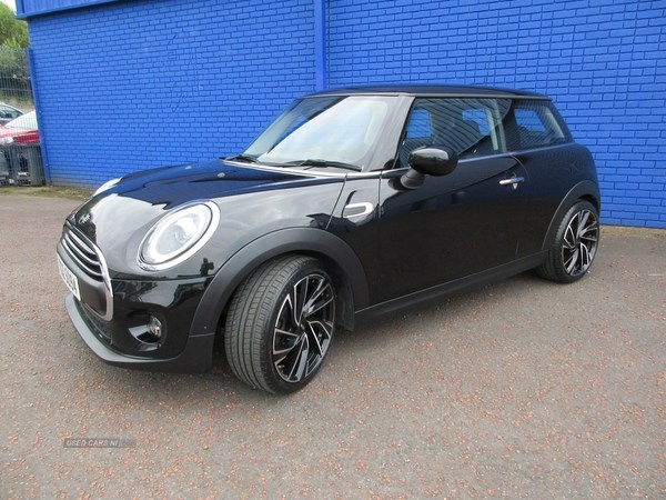 MINI Hatch Listing Image