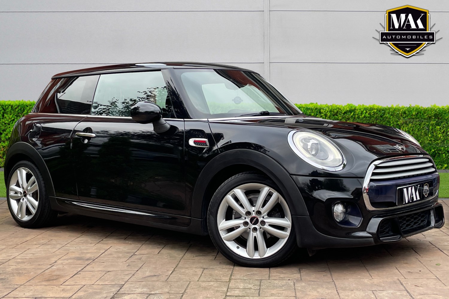 MINI Hatch Listing Image