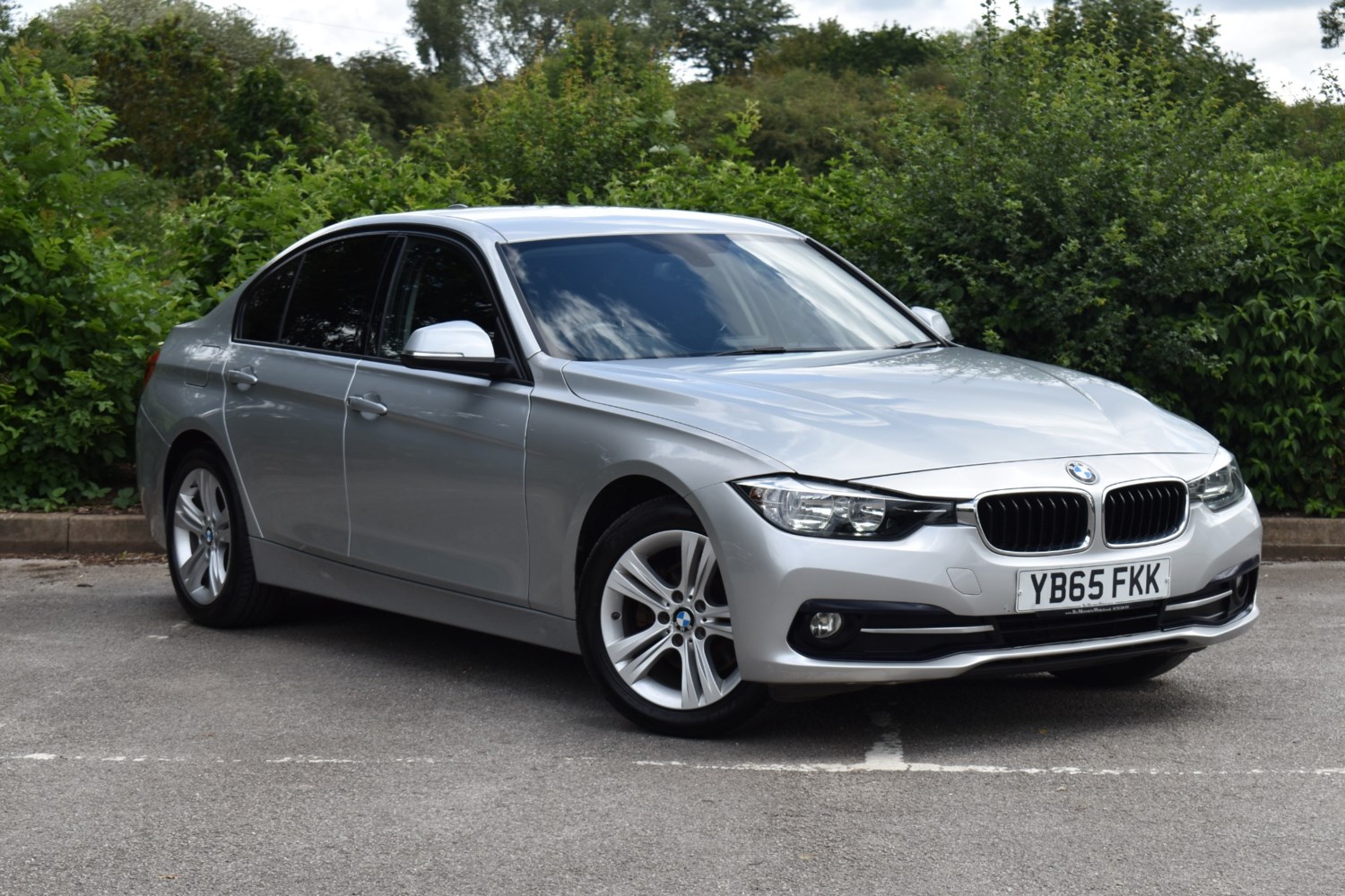 BMW 3 Series Listing Image