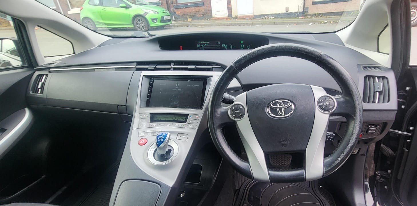 Toyota Prius Listing Image