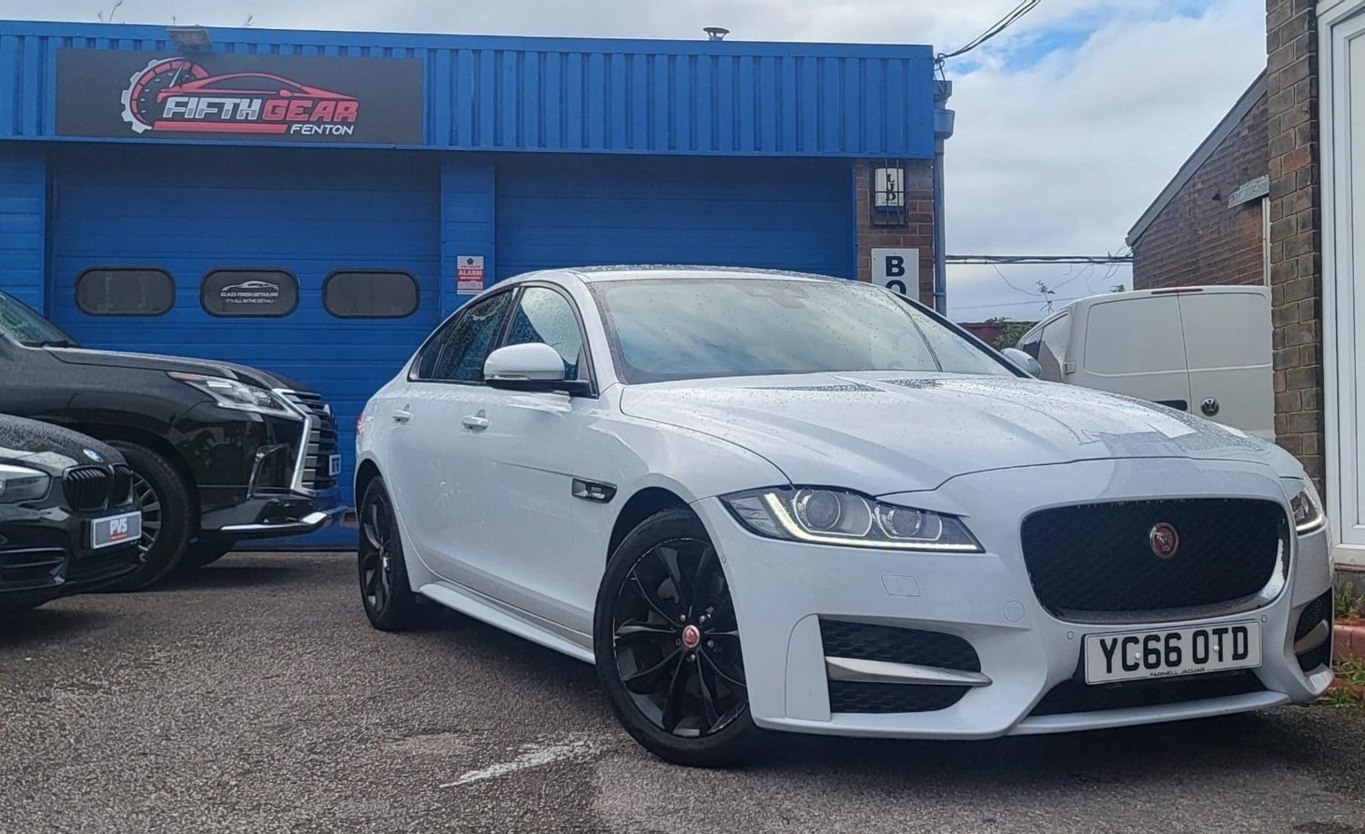 Jaguar XF Listing Image